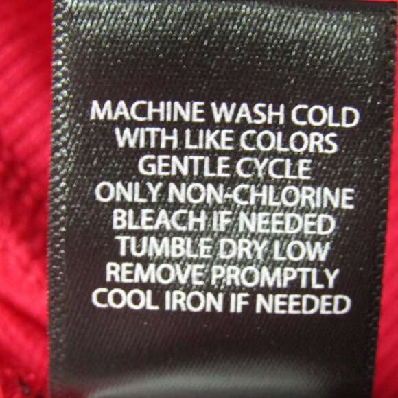 Torrid Magenta Embroidered Off Shoulder Top Womens Size 1X Long Sleeve New Tag - Picture 10 of 12